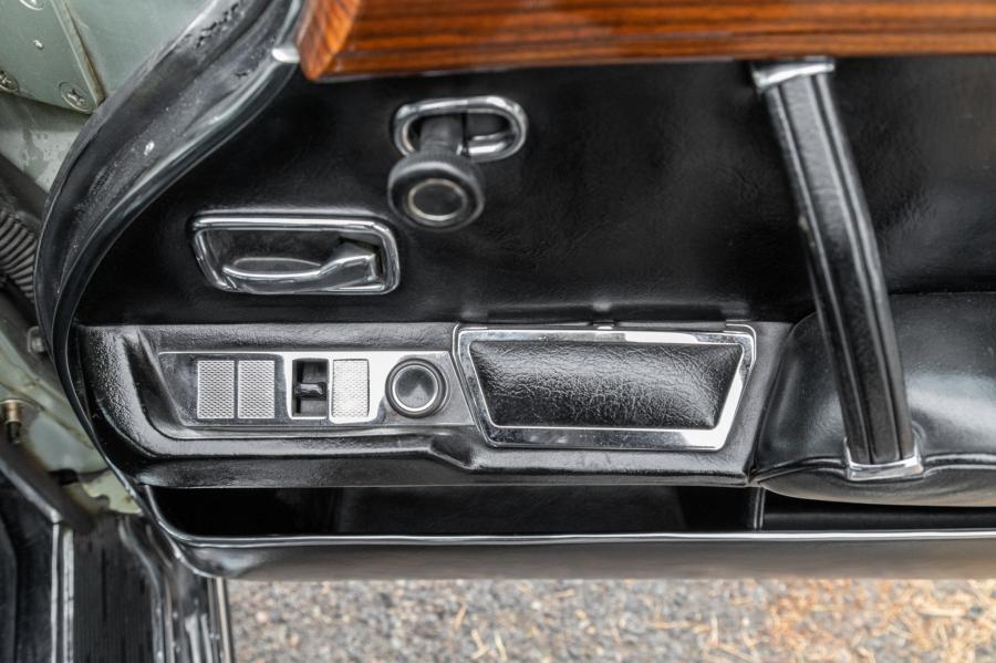 Детали интерьера Mercedes-Benz 600 (W100) 1968 года  (NA) (фото 126 из 149)